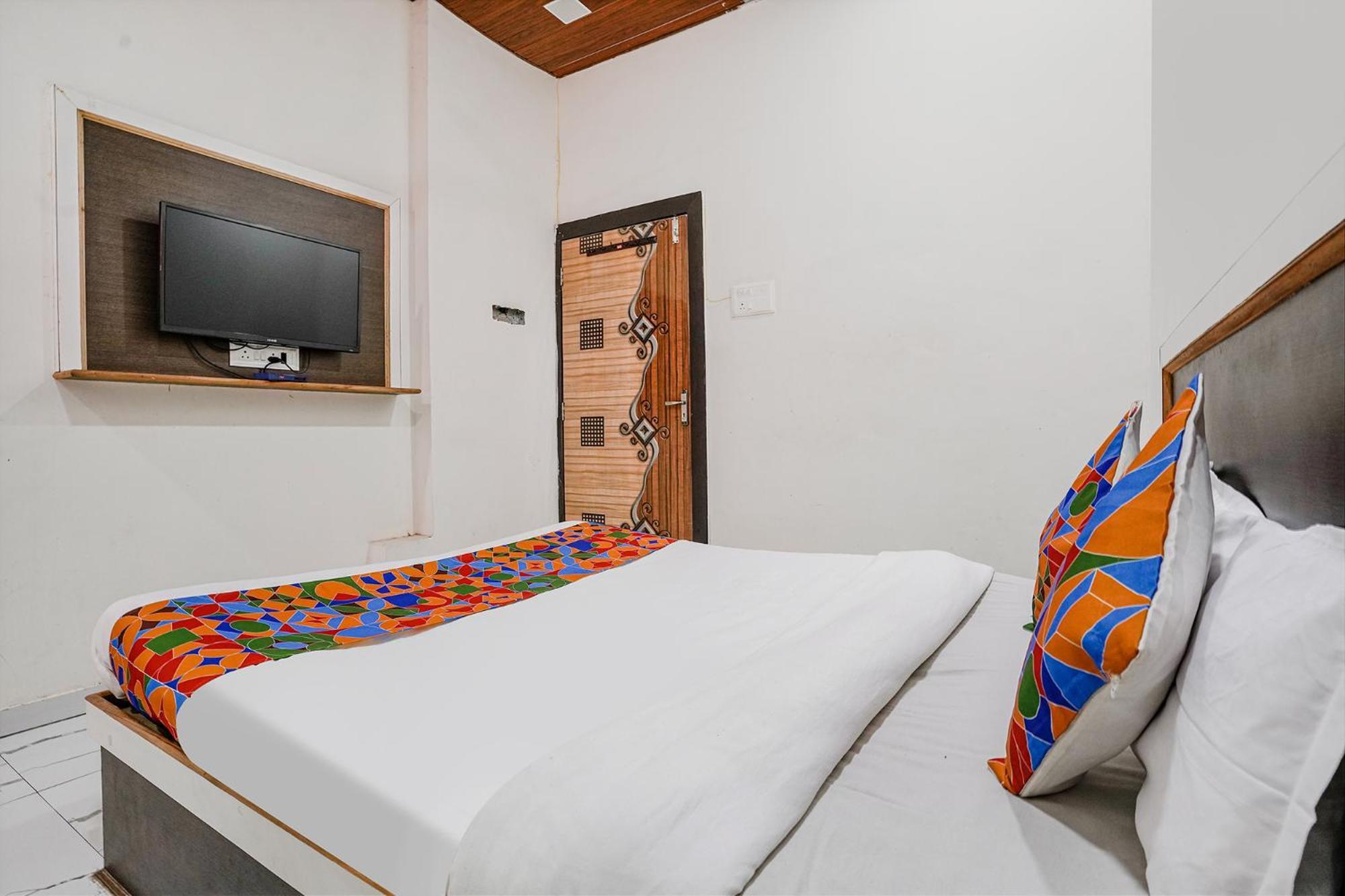 Fabexpress Sai Lodging I - Nr Nashik Railway Station 외부 사진